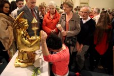 ST-ANTHONY-VENERATION-4.jpg