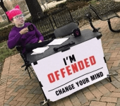 im-offended-v0-kc3i7wfn8jwb1.png